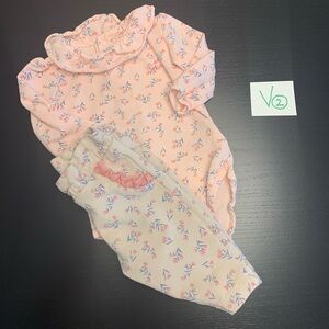 Newborn Floral Baby Onesie and Pants Set